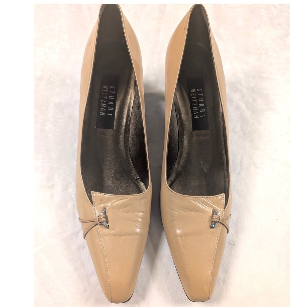 Stuart Weitzman Beige Leather Pointed Toe Kitten Heel Pumps 9.5 AA Narrow
READ